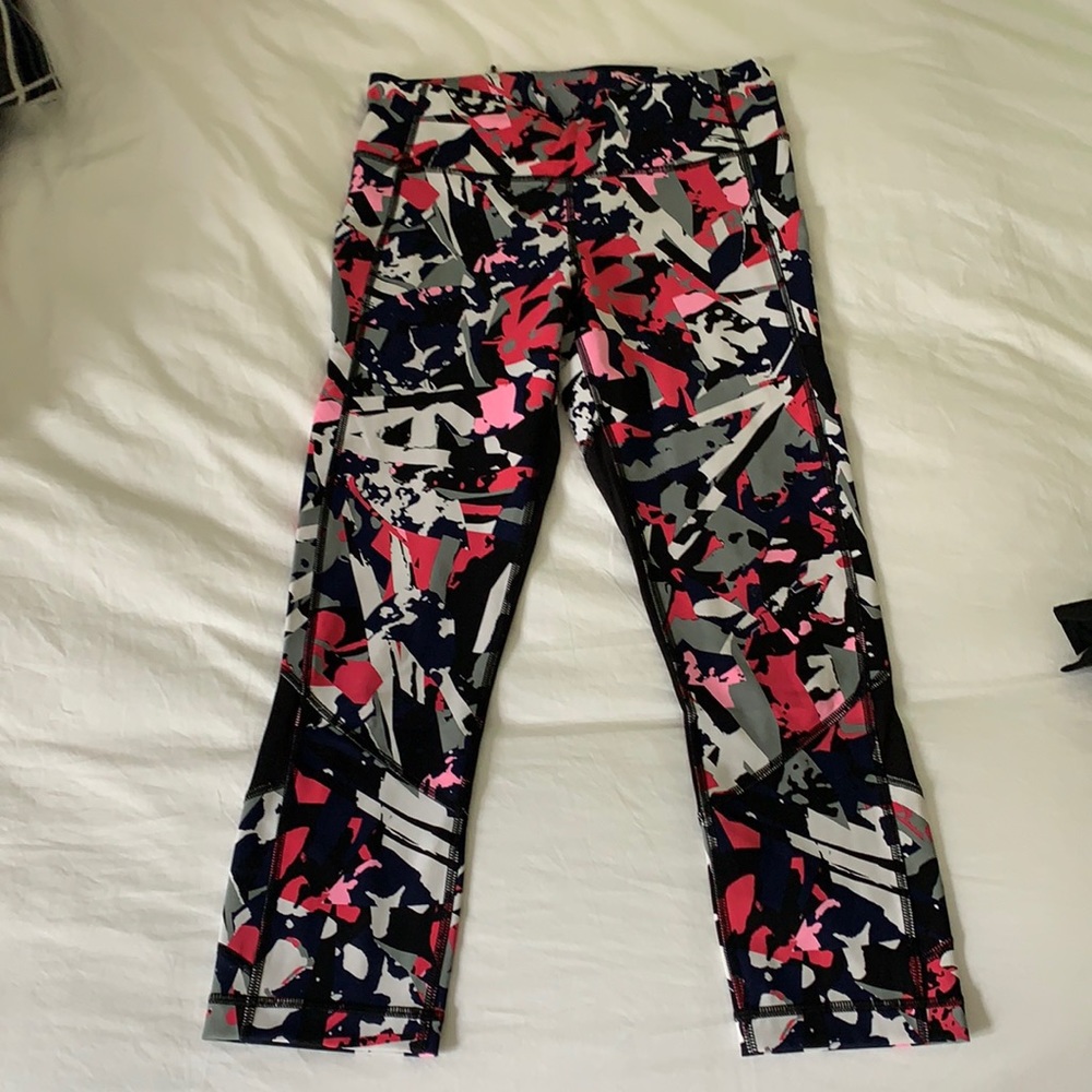 Lululemon crop run tight 25”